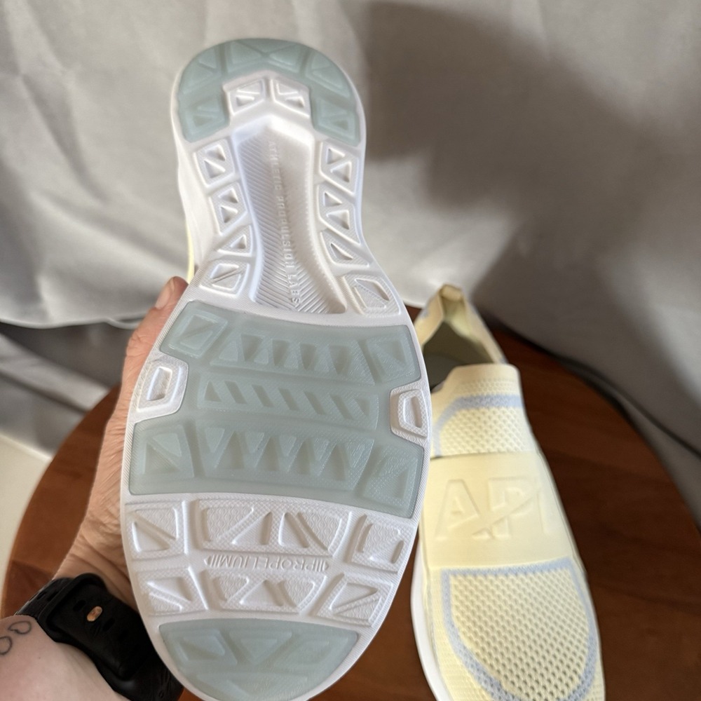 Athletic Propulsion Labs APL TechLoom Bliss Women's Size 11 Comfort Shoe Vanilla - Picture 9 of 14